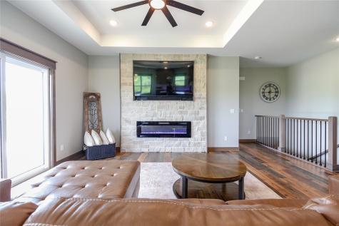 1529 3rd Street SW Mt Vernon IA 52314