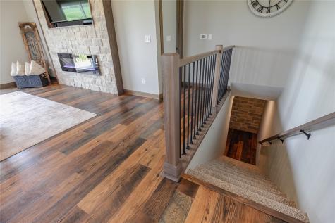 1529 3rd Street SW Mt Vernon IA 52314