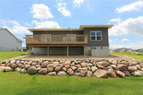 1529 3rd Street SW Mt Vernon IA 52314