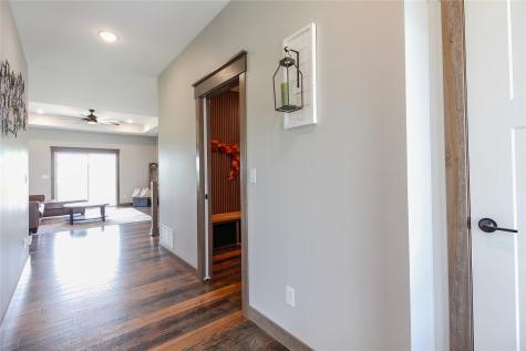 1529 3rd Street SW Mt Vernon IA 52314