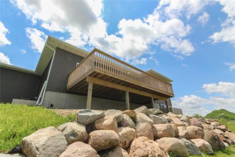 1529 3rd Street SW Mt Vernon IA 52314