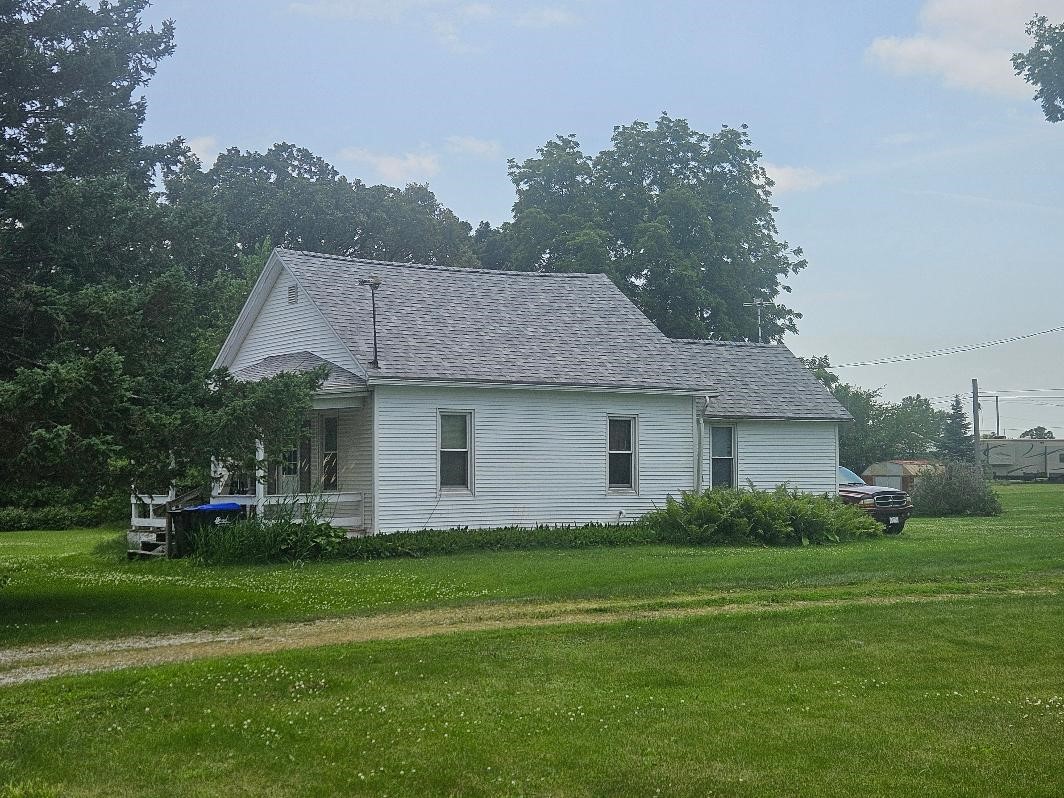 616 5th Avenue Belle Plaine IA 52208