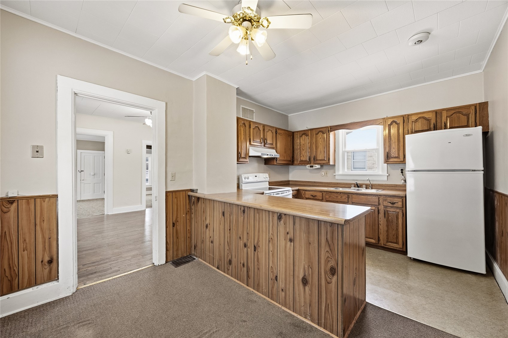 316 1st Avenue SE Mt Vernon IA 52314