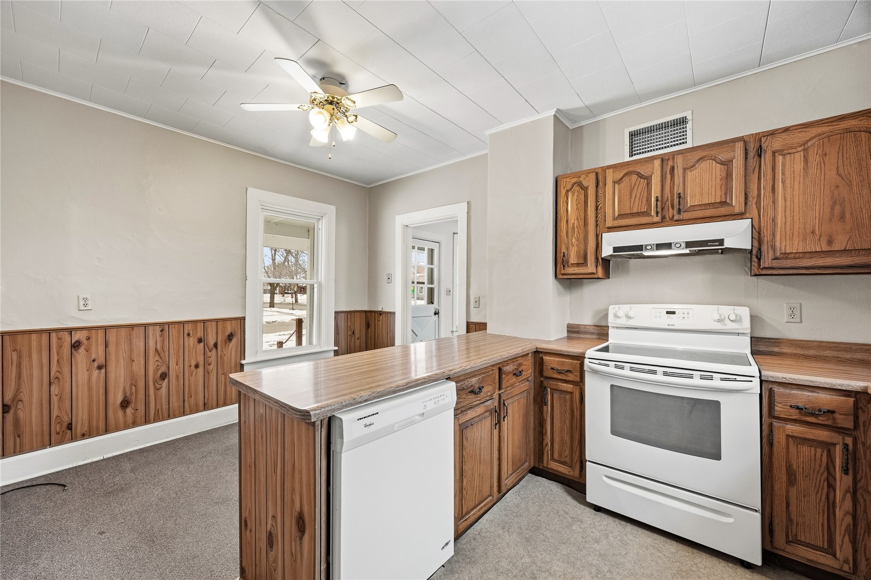 316 1st Avenue SE Mt Vernon IA 52314