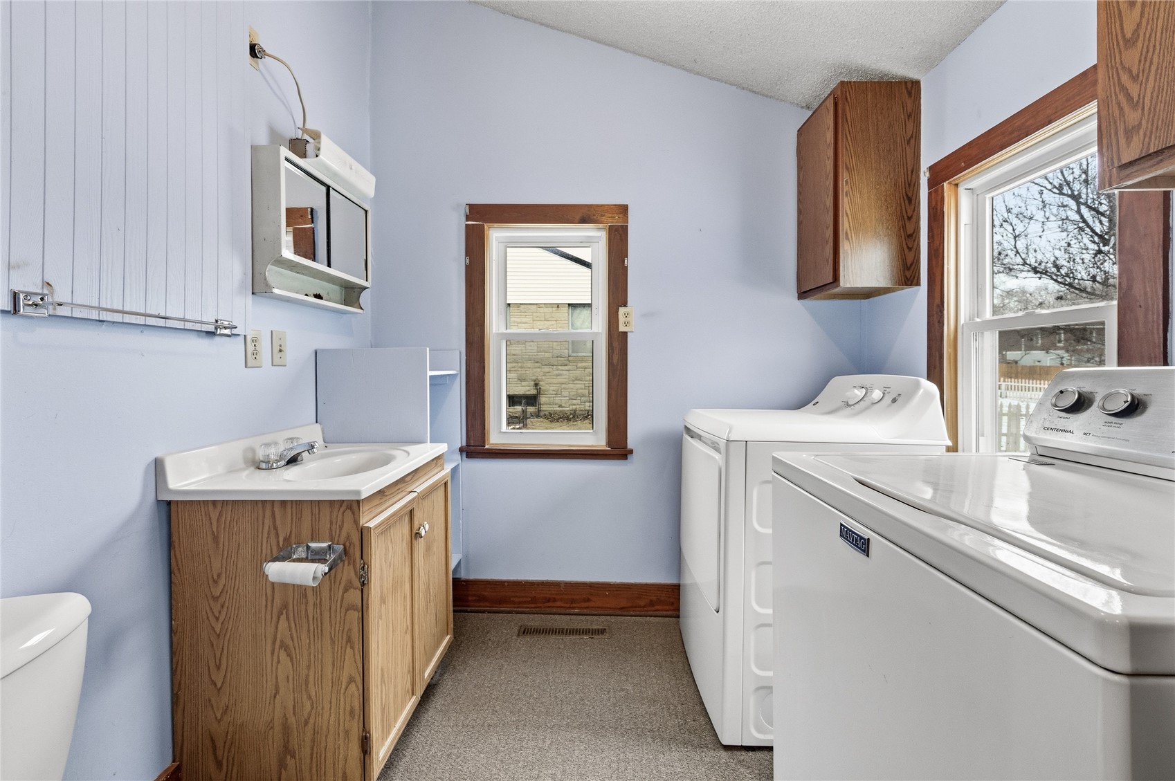 316 1st Avenue SE Mt Vernon IA 52314