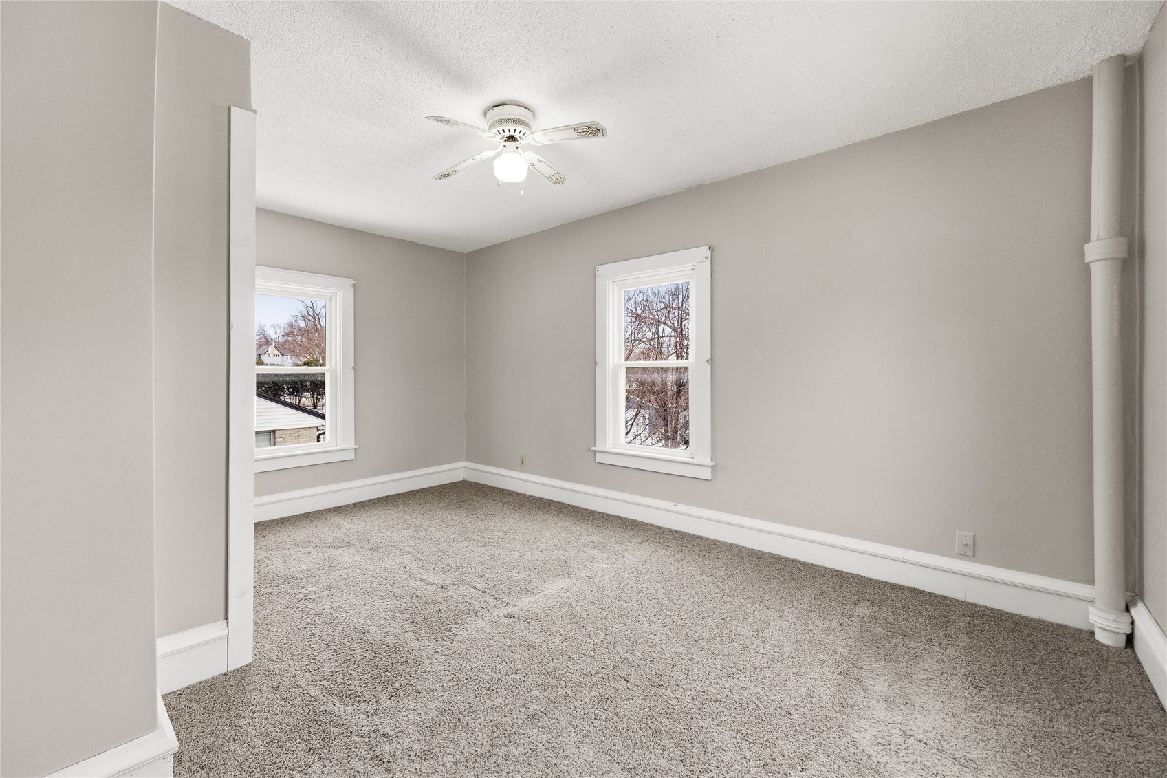 316 1st Avenue SE Mt Vernon IA 52314