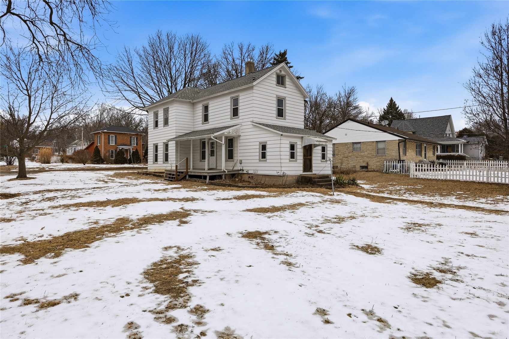 316 1st Avenue SE Mt Vernon IA 52314