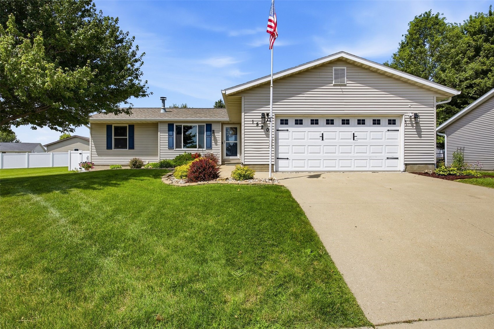 1520 Ranmar Court Ely IA 52227