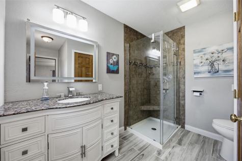 1520 Ranmar Court Ely IA 52227