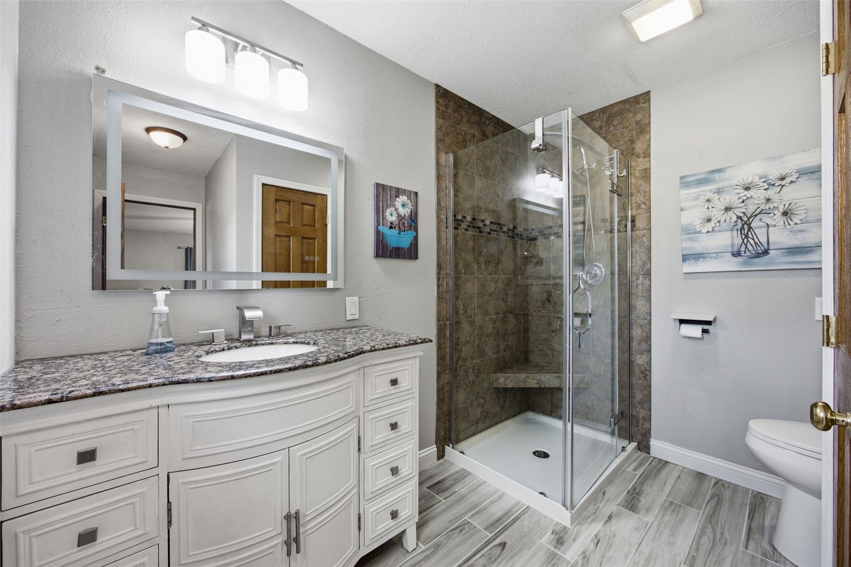 1520 Ranmar Court Ely IA 52227