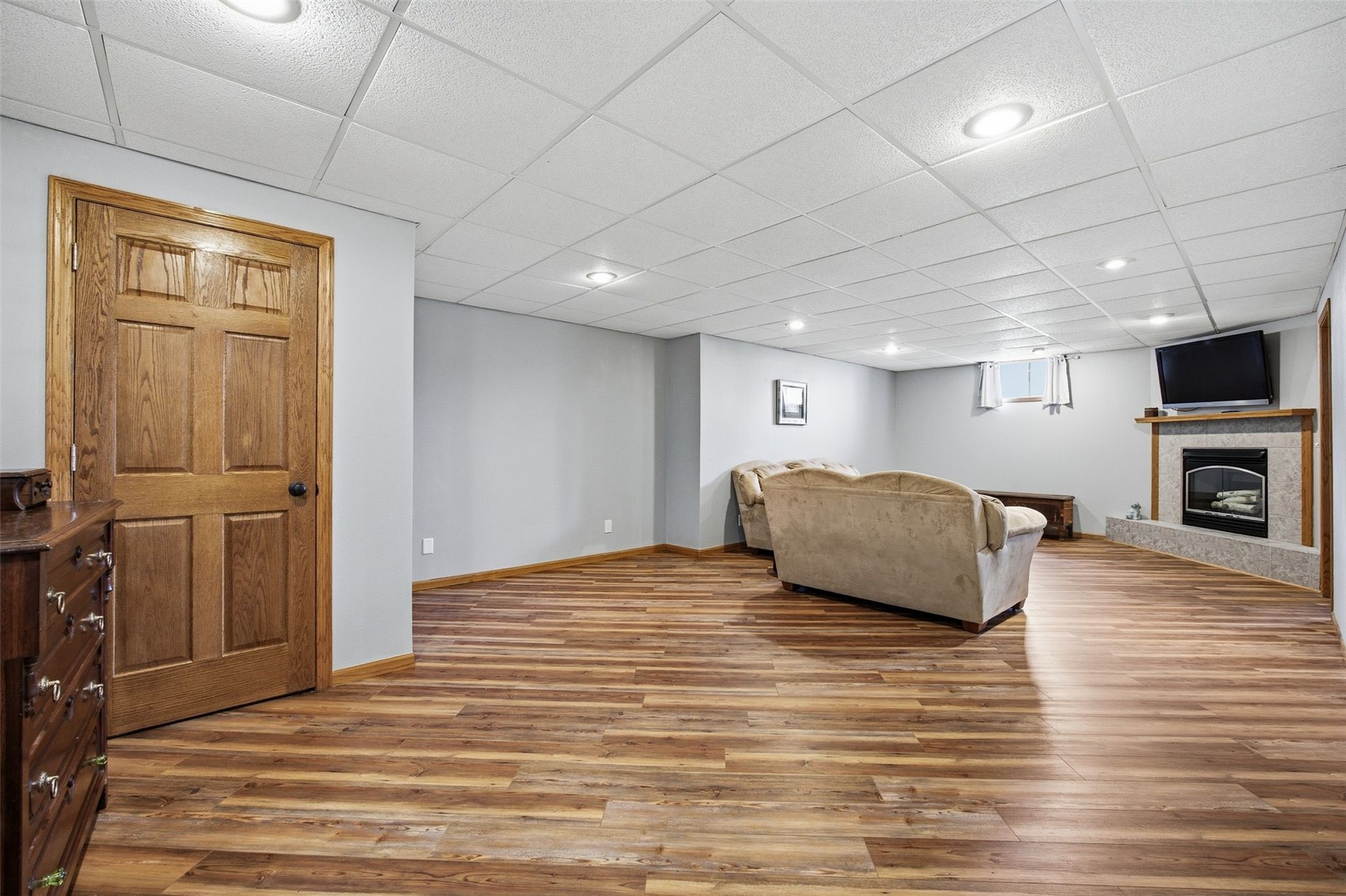 1520 Ranmar Court Ely IA 52227