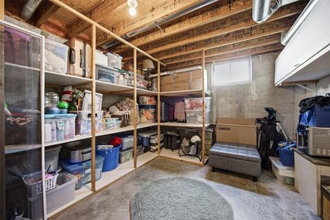 1520 Ranmar Court Ely IA 52227