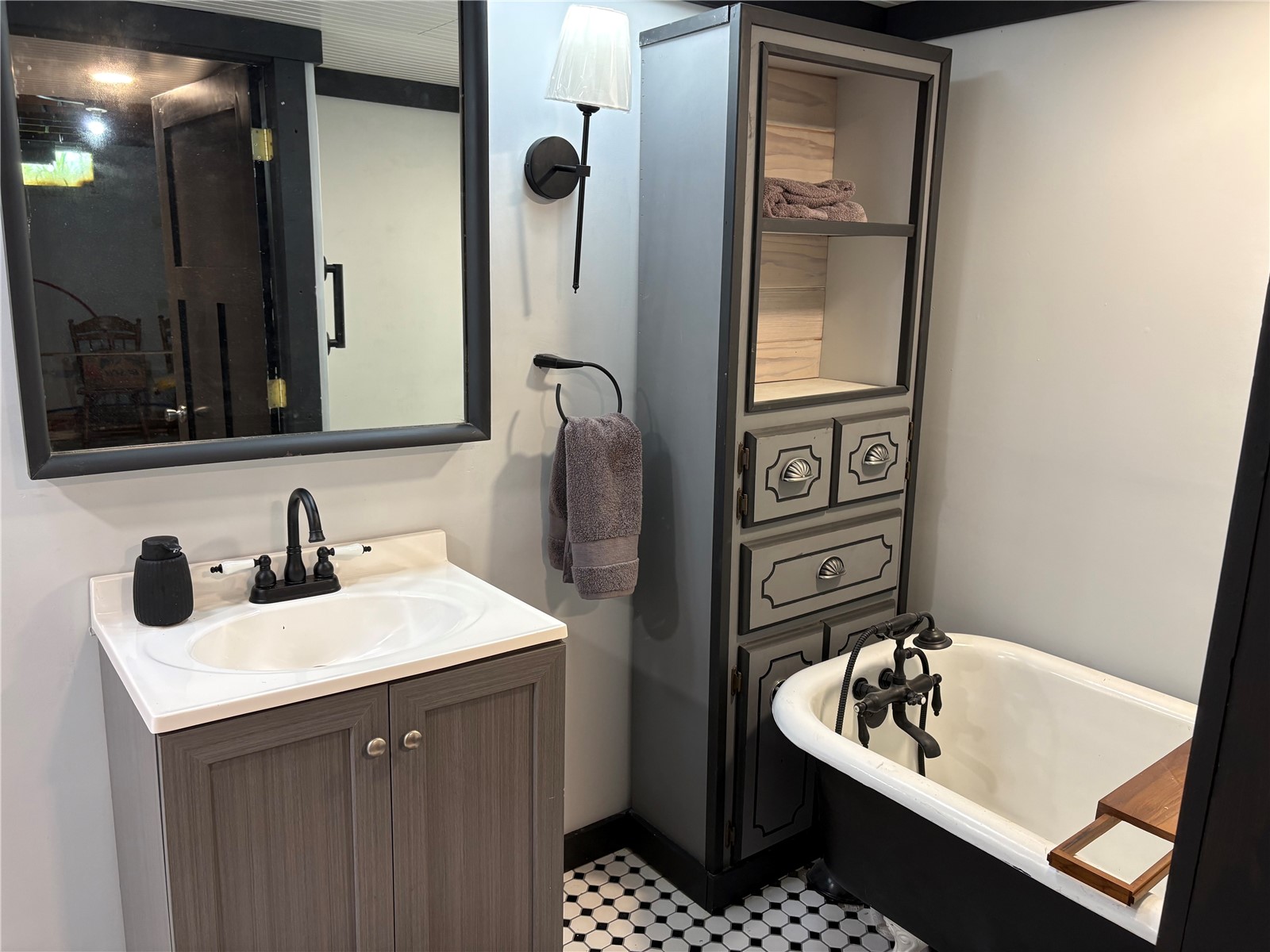 2604 E Avenue NW Cedar Rapids IA 52405