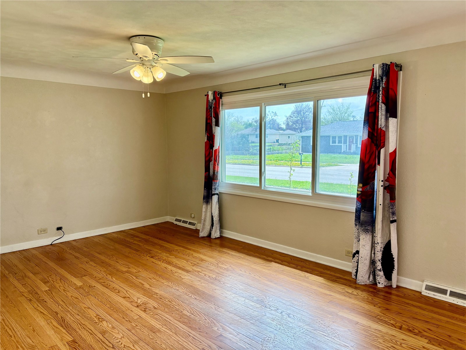 2604 E Avenue NW Cedar Rapids IA 52405