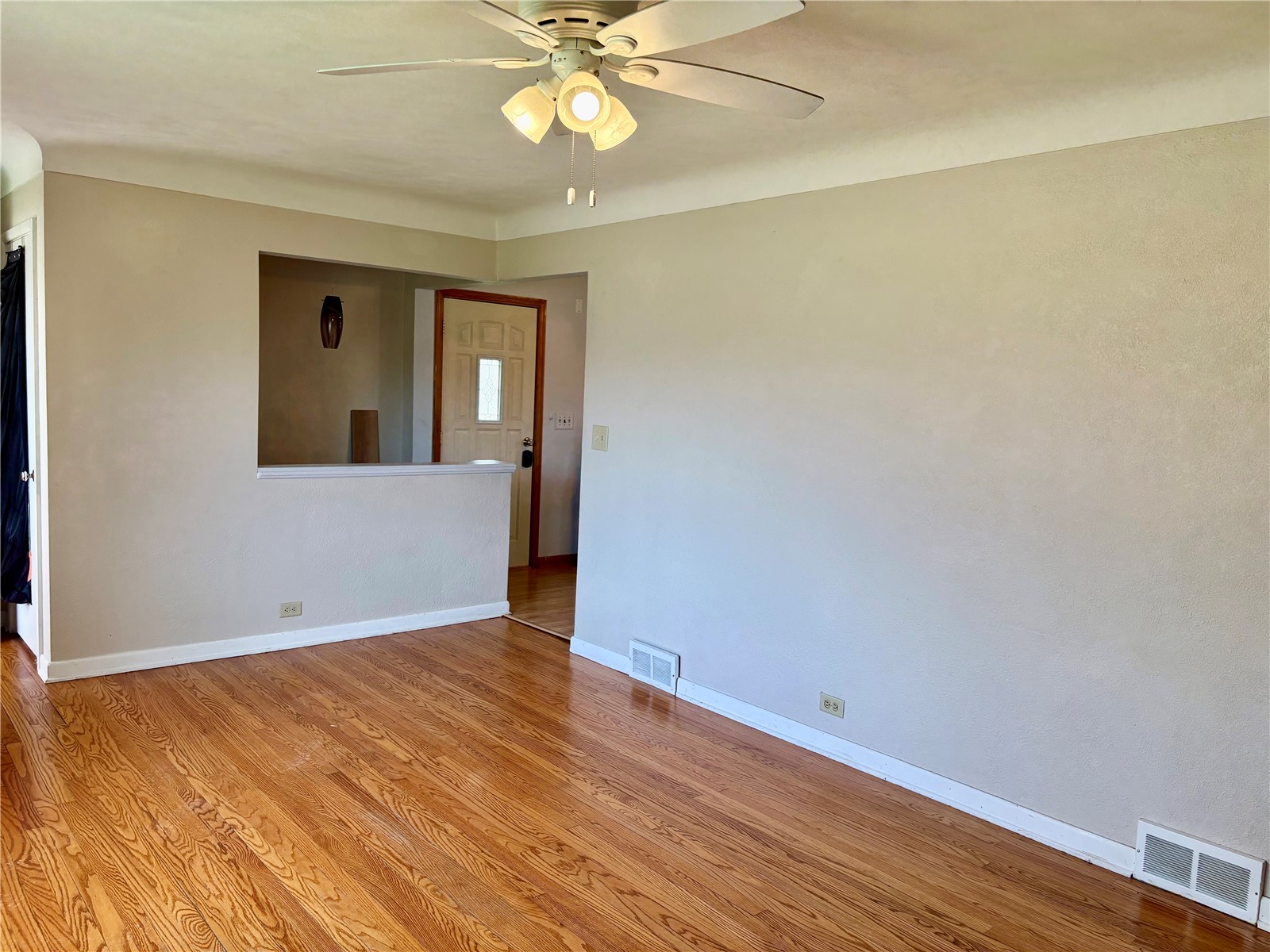2604 E Avenue NW Cedar Rapids IA 52405