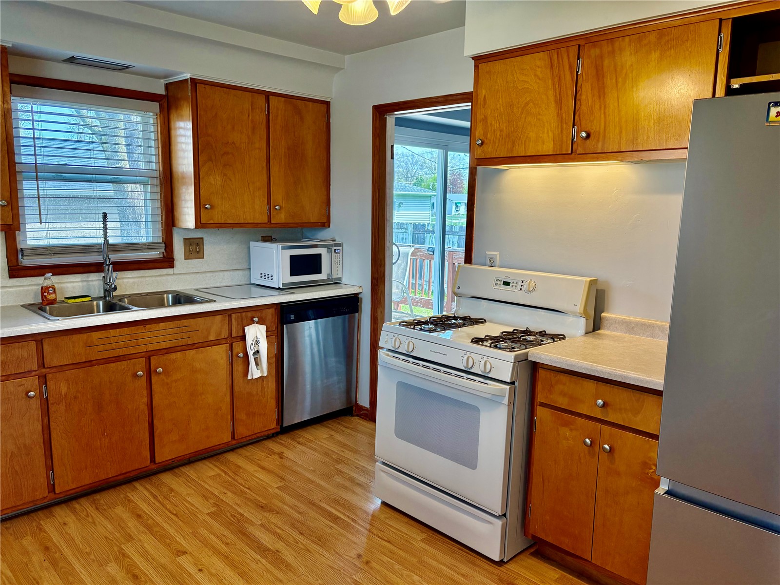 2604 E Avenue NW Cedar Rapids IA 52405