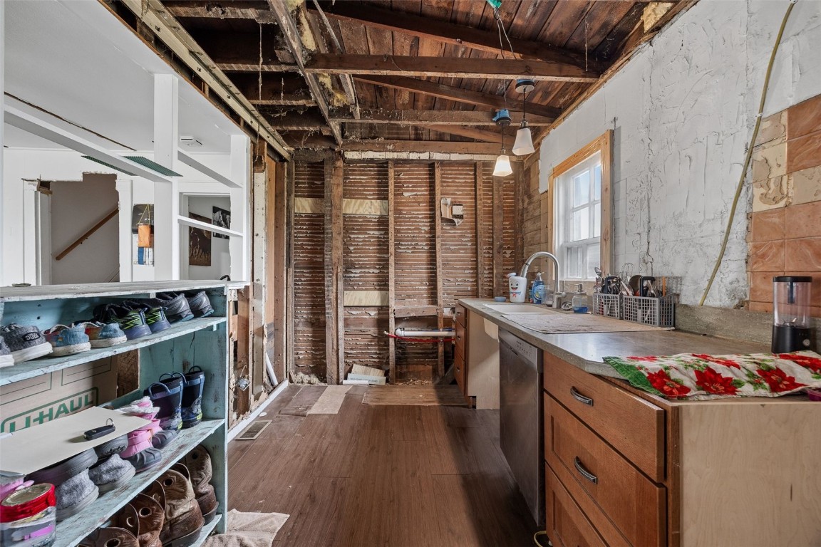 110 26th Avenue Watkins IA 52354
