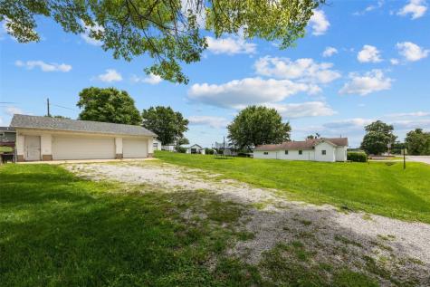 110 26th Avenue Watkins IA 52354
