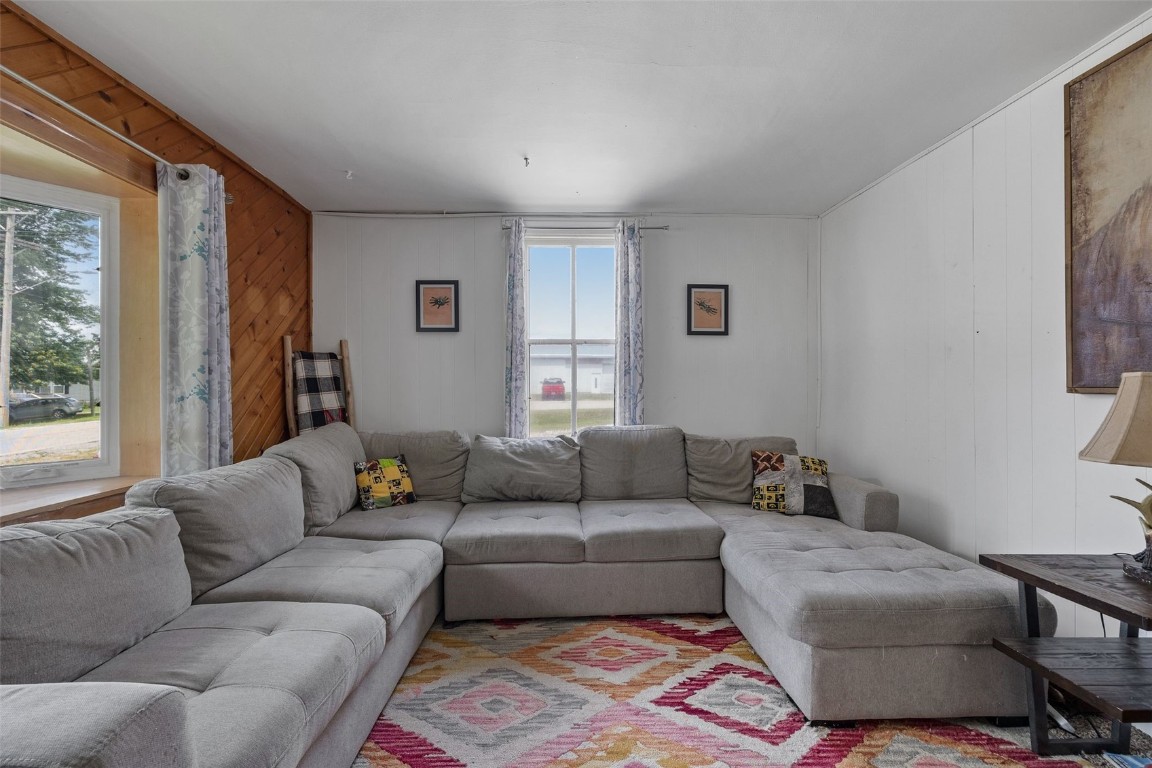 110 26th Avenue Watkins IA 52354