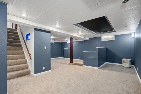 4200 Sherman Street NE Cedar Rapids IA 52402