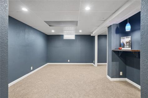 4200 Sherman Street NE Cedar Rapids IA 52402
