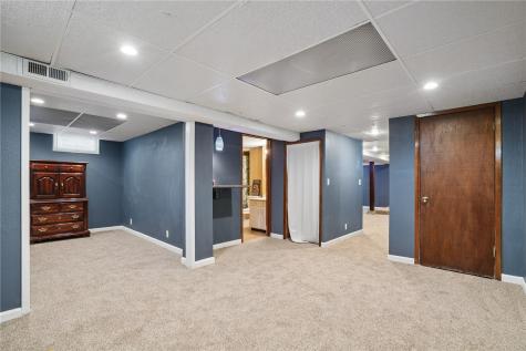 4200 Sherman Street NE Cedar Rapids IA 52402