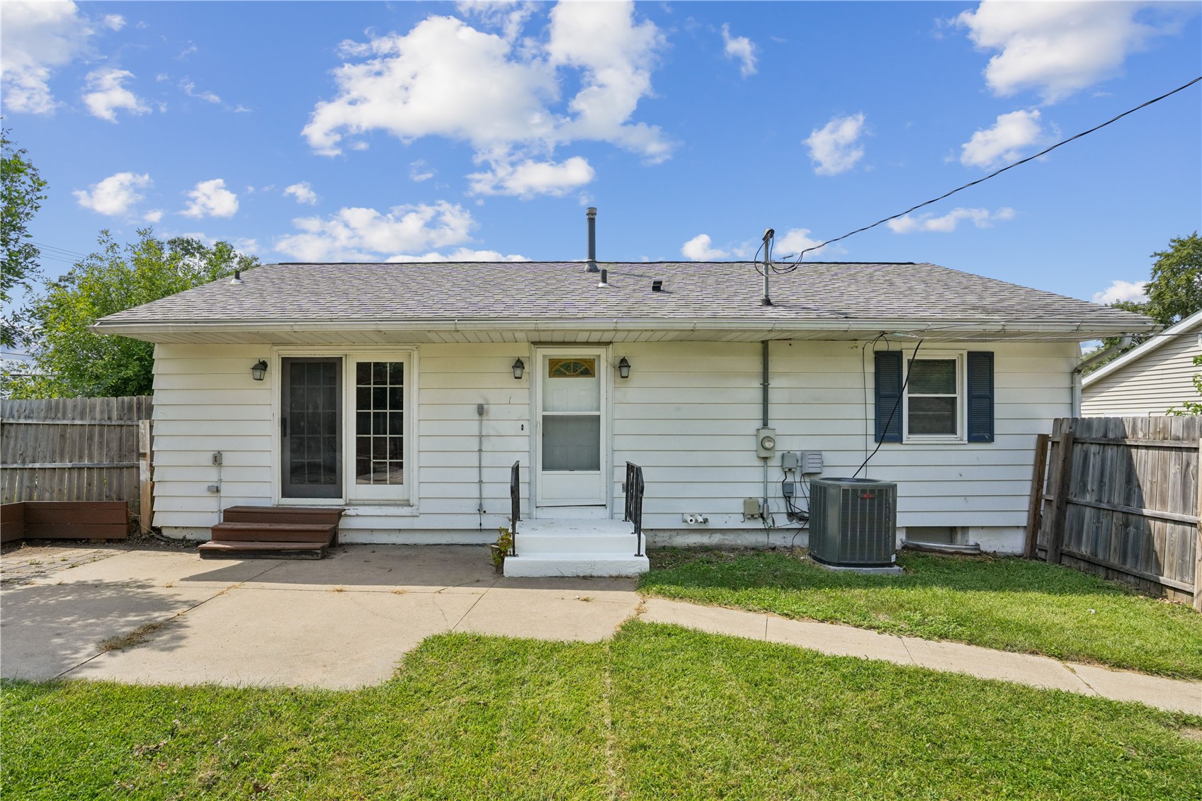 4200 Sherman Street NE Cedar Rapids IA 52402