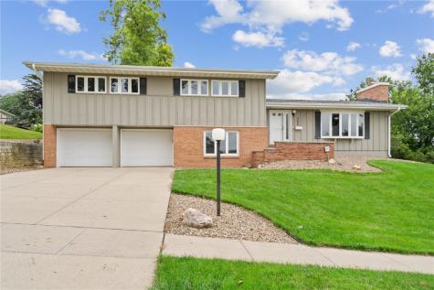 358 Eastland Drive SE Cedar Rapids IA 52403
