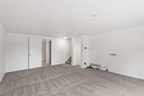 358 Eastland Drive SE Cedar Rapids IA 52403