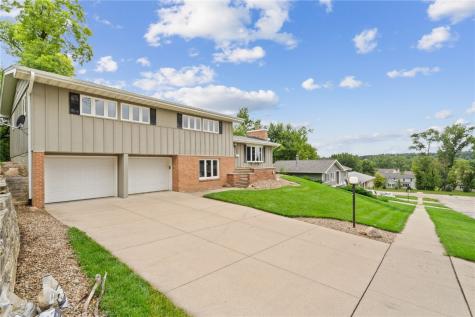 358 Eastland Drive SE Cedar Rapids IA 52403
