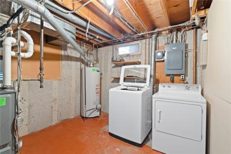 358 Eastland Drive SE Cedar Rapids IA 52403