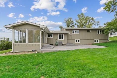 358 Eastland Drive SE Cedar Rapids IA 52403