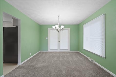 358 Eastland Drive SE Cedar Rapids IA 52403