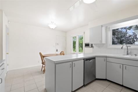 358 Eastland Drive SE Cedar Rapids IA 52403
