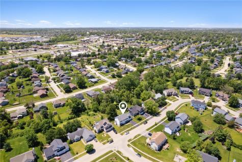 3995 Willowbrook Drive Marion IA 52302