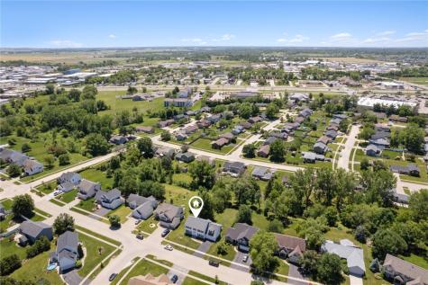 3995 Willowbrook Drive Marion IA 52302