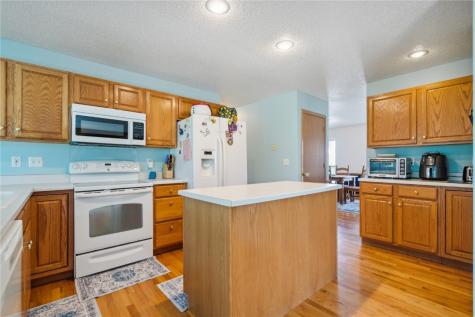 3995 Willowbrook Drive Marion IA 52302