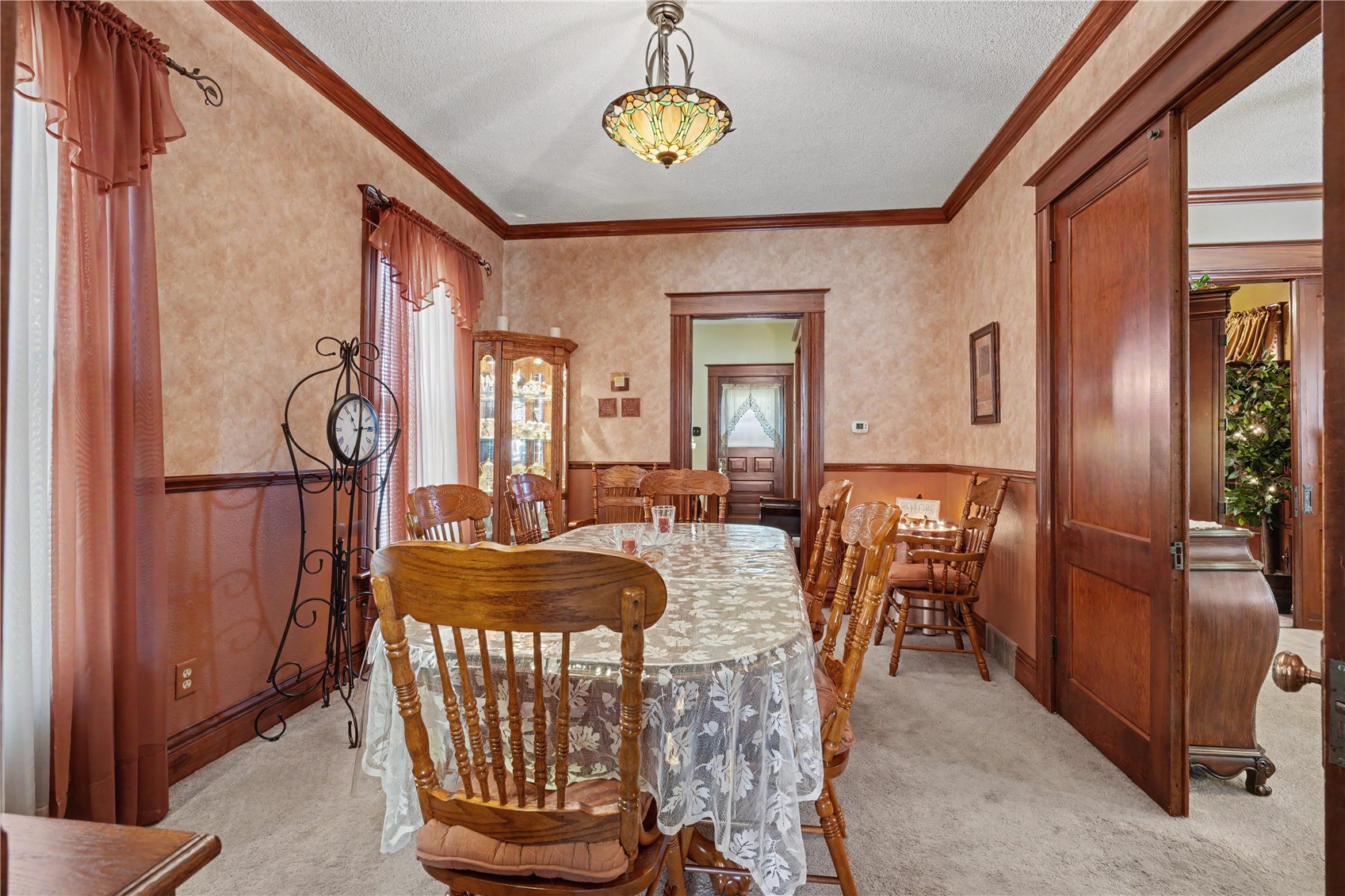811 F Avenue NW Cedar Rapids IA 52405