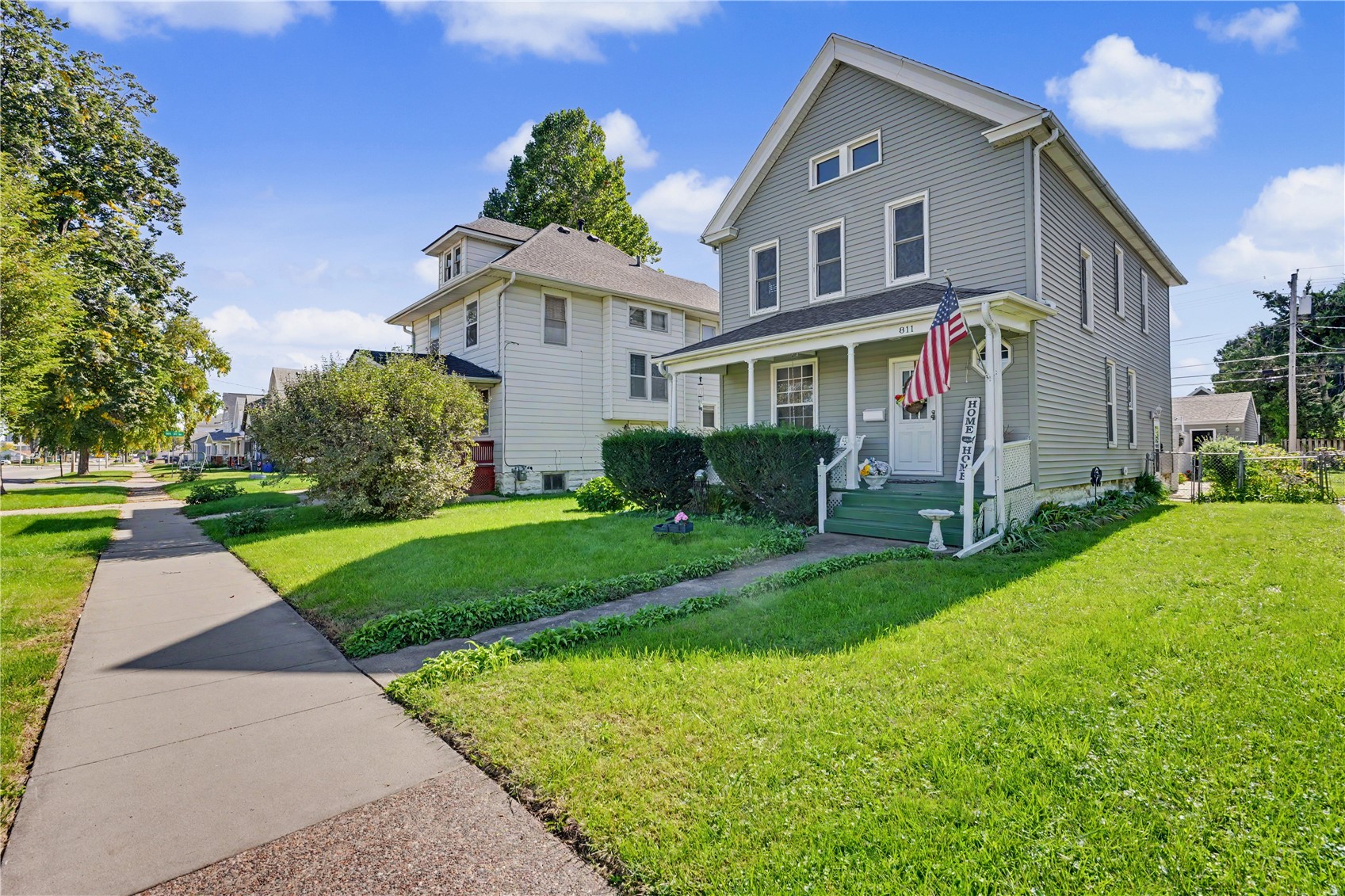 811 F Avenue NW Cedar Rapids IA 52405