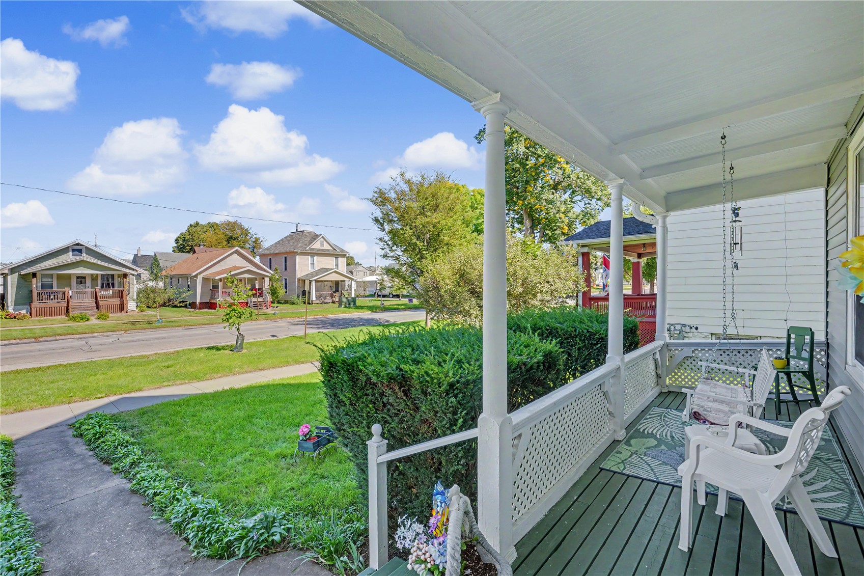 811 F Avenue NW Cedar Rapids IA 52405