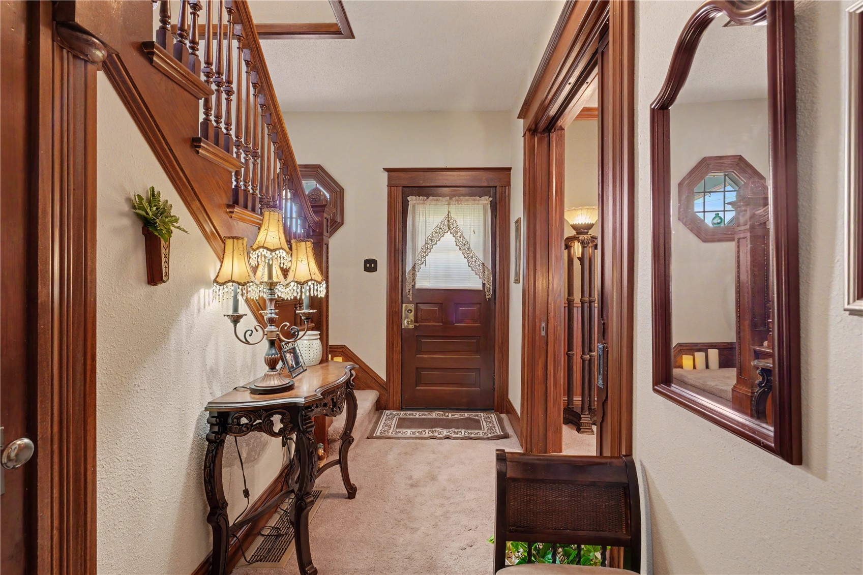 811 F Avenue NW Cedar Rapids IA 52405