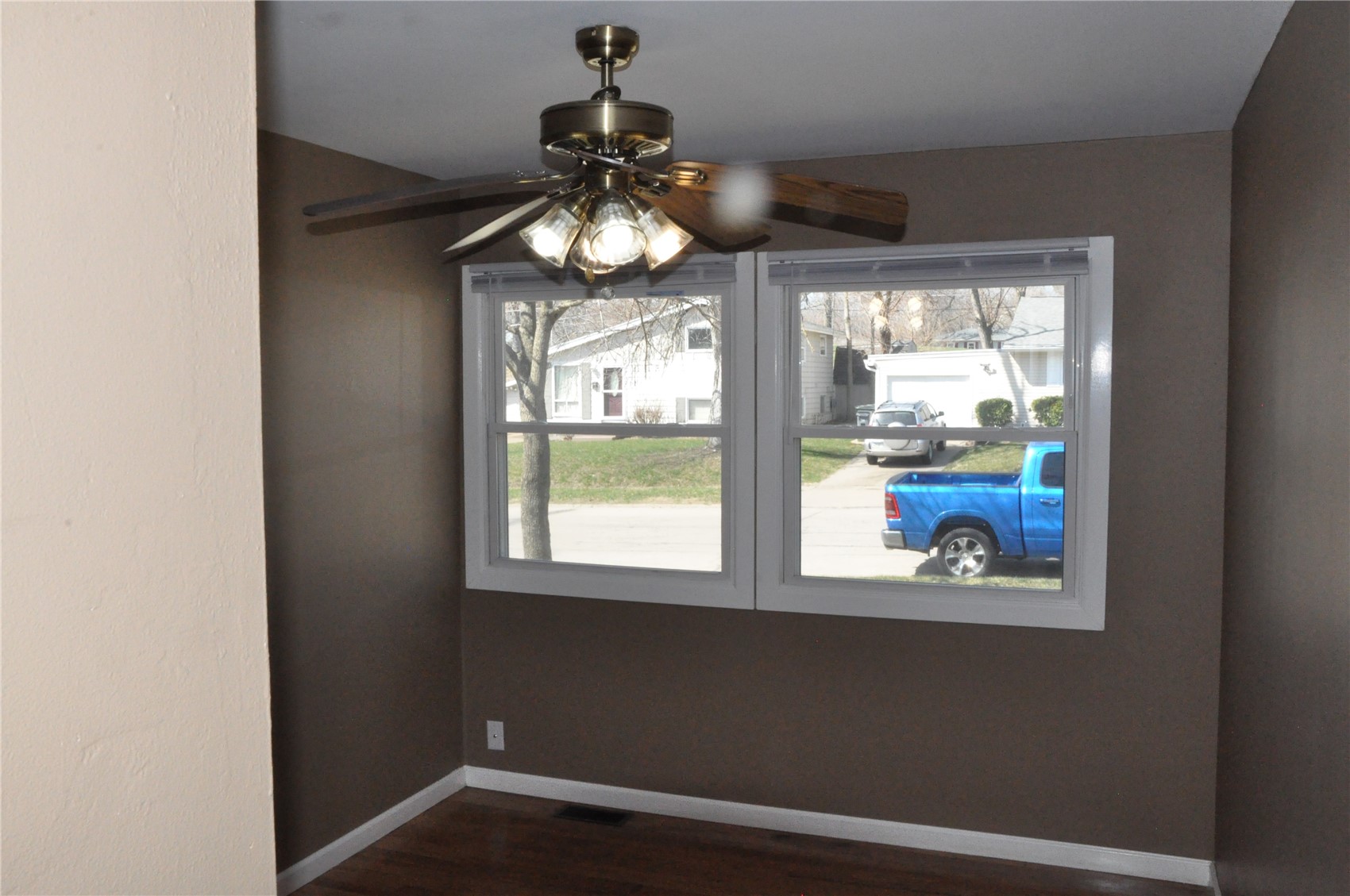 1208 38th Street SE Cedar Rapids IA 52403