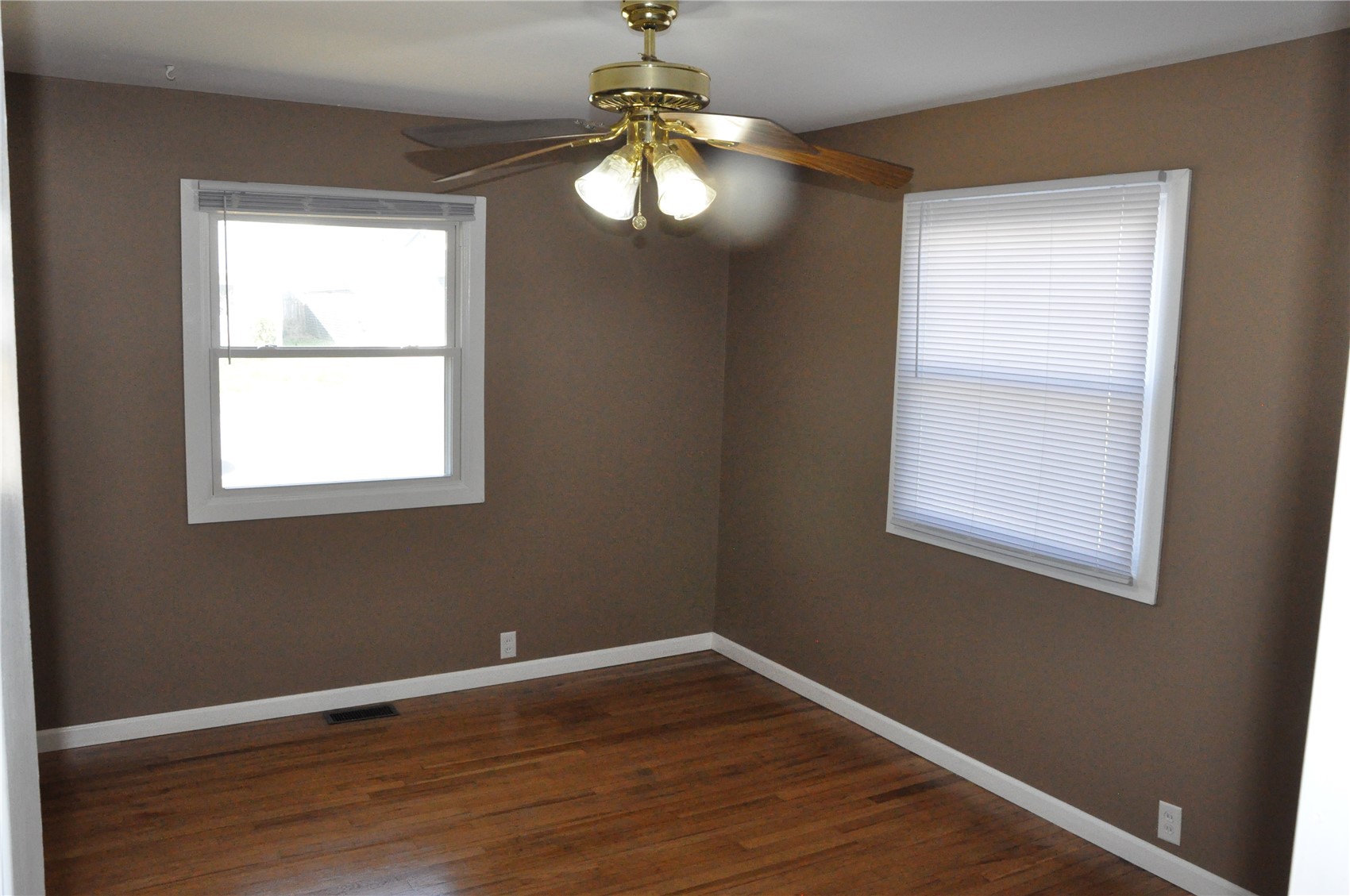 1208 38th Street SE Cedar Rapids IA 52403