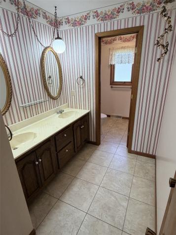412 W 3rd Street Tipton IA 52772