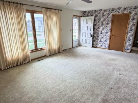 412 W 3rd Street Tipton IA 52772