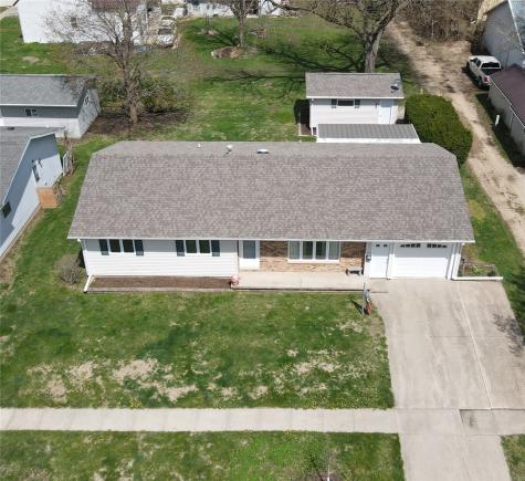 412 W 3rd Street Tipton IA 52772