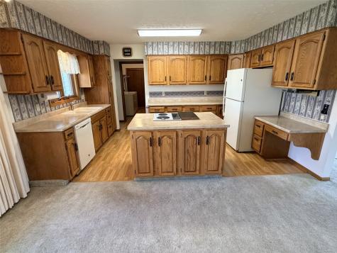 412 W 3rd Street Tipton IA 52772