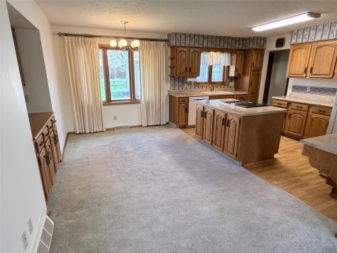412 W 3rd Street Tipton IA 52772