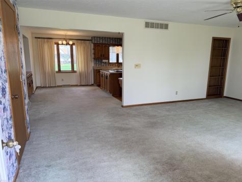 412 W 3rd Street Tipton IA 52772