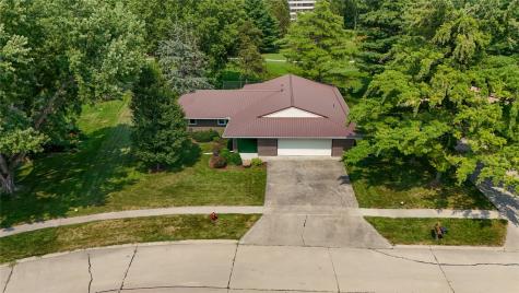 65 Turner Circle North Liberty IA 52317